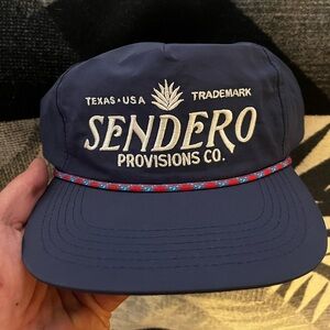 Sendero unstructured rope cap